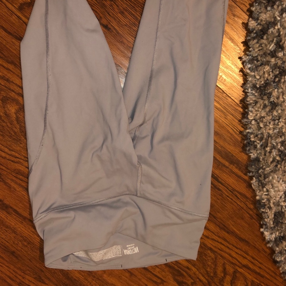 Victoria Sport Gray leggings